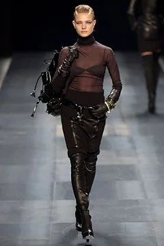 Look 3